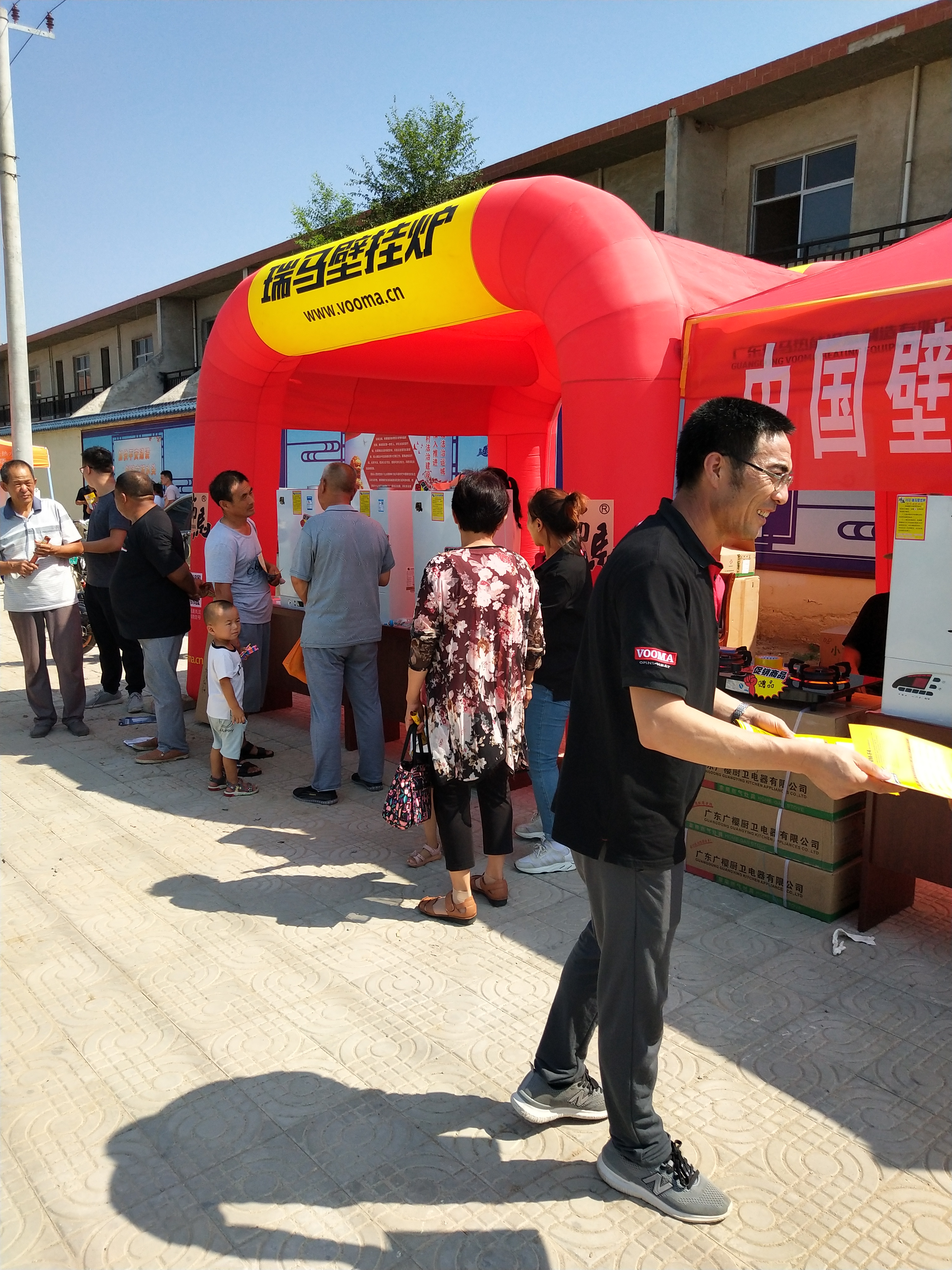 瑞馬壁掛爐日銷量過百，場面火爆！